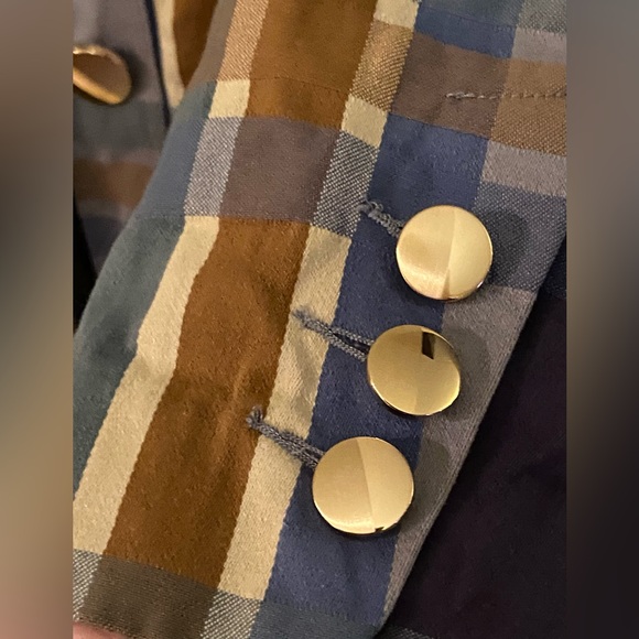 🎁NWT CAbi Trendy Neutral Hughs Plaid Jacket- Great 4 Layering & Christmas Gift🎄 - Picture 14 of 16